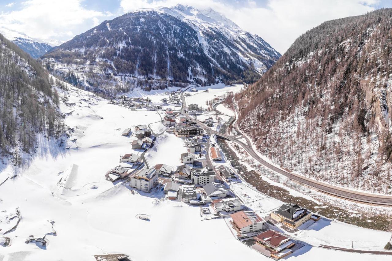 Garni Oetztal Rooms & Aparts Sölden Eksteriør billede